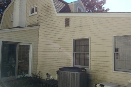 How To Avoid Siding Damage When House Washing Your Hampden Home Thumbnail